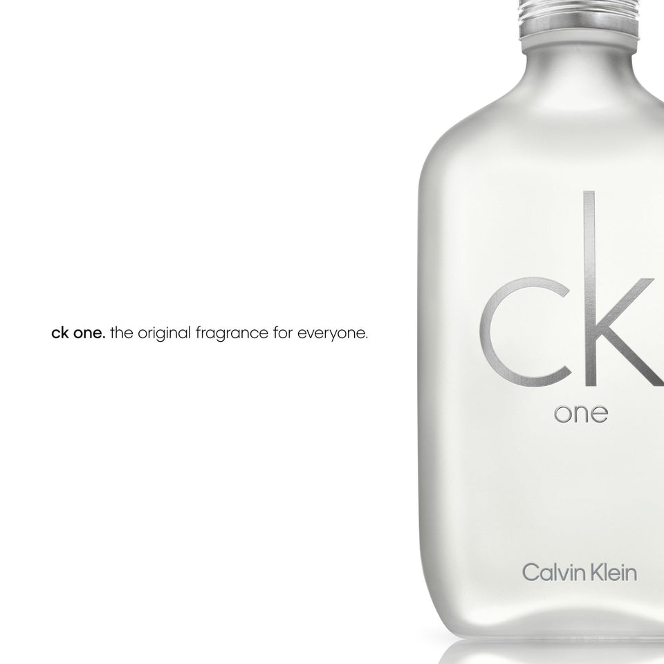Calvin Klein CK One Eau de Toilette – Citrus Unisex Fragrance – With Notes of Green Tea, Bergamot, Cardamom, Violet & Amber – Luxury Unisex Perfumes – Long Lasting Fragrance