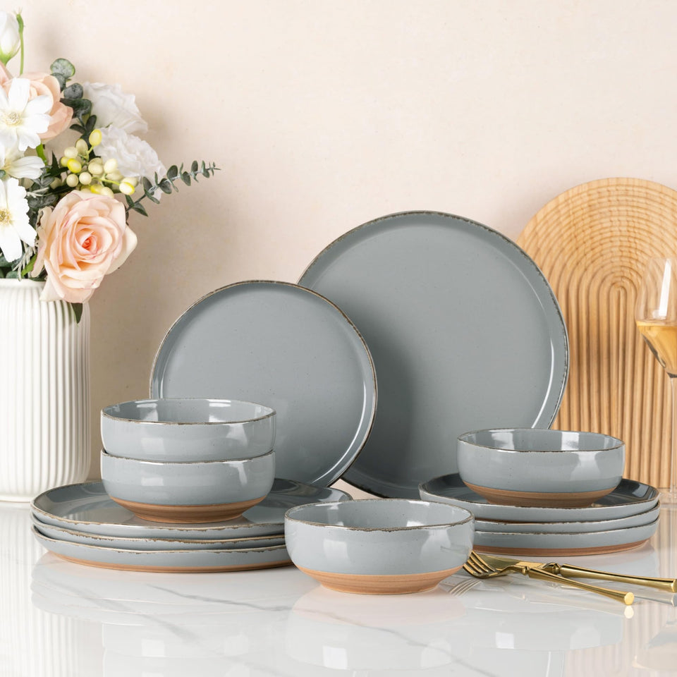 AmorArc Ceramic Dinnerware Sets for 8, 24 Pieces Handpainted Plates and Bowls Set with Rustic Terracotta Underside, Scratch Resistant Stoneware Dishes Set, Dishwasher & Microwave Safe, Light Beige