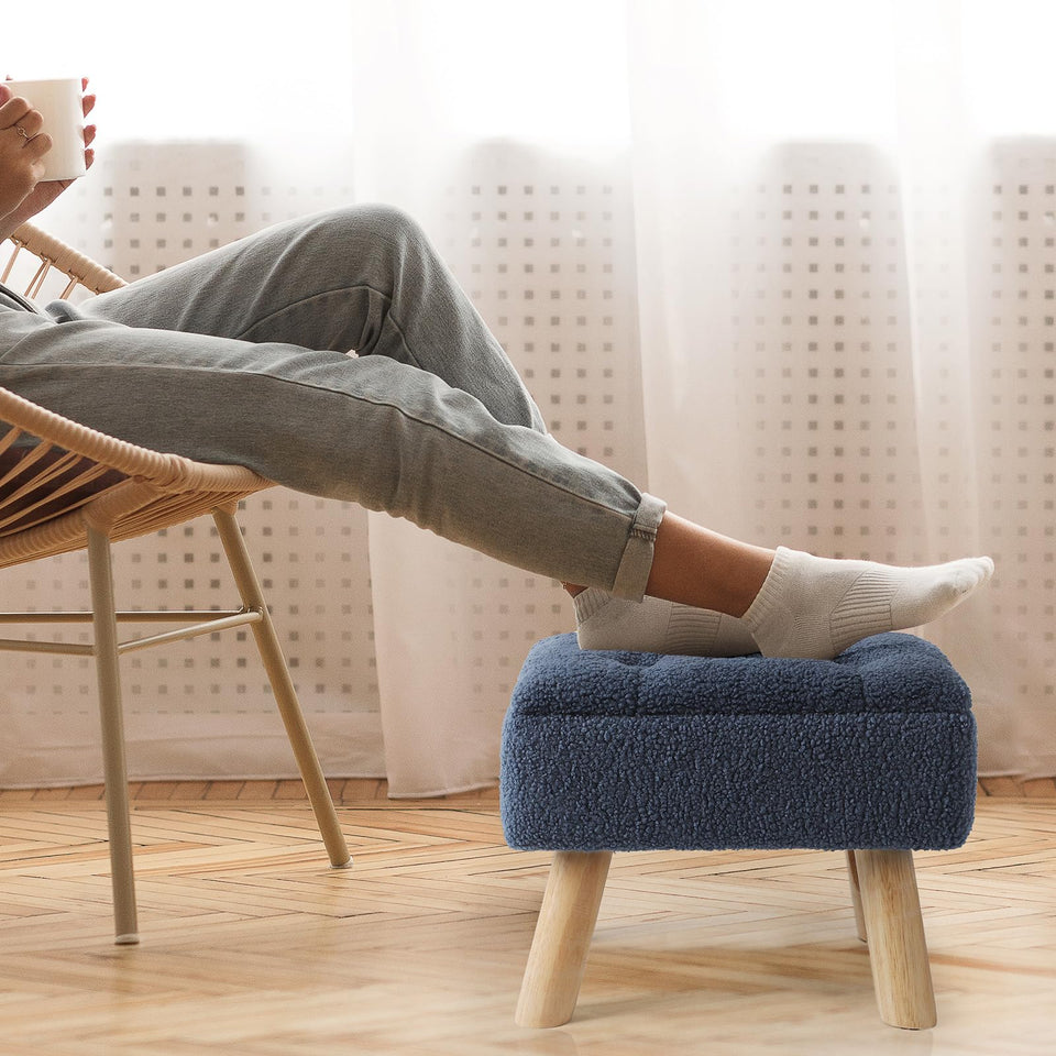 OGEMXU Storage Ottoman, Small Foot Stool Ottoman with Storage, Boucle Teddy Velvet Foot Rest with Padded Seat, Sturdy Wood Legs Stool for Living Room, Bedroom, Couch, Enterway (Cream)