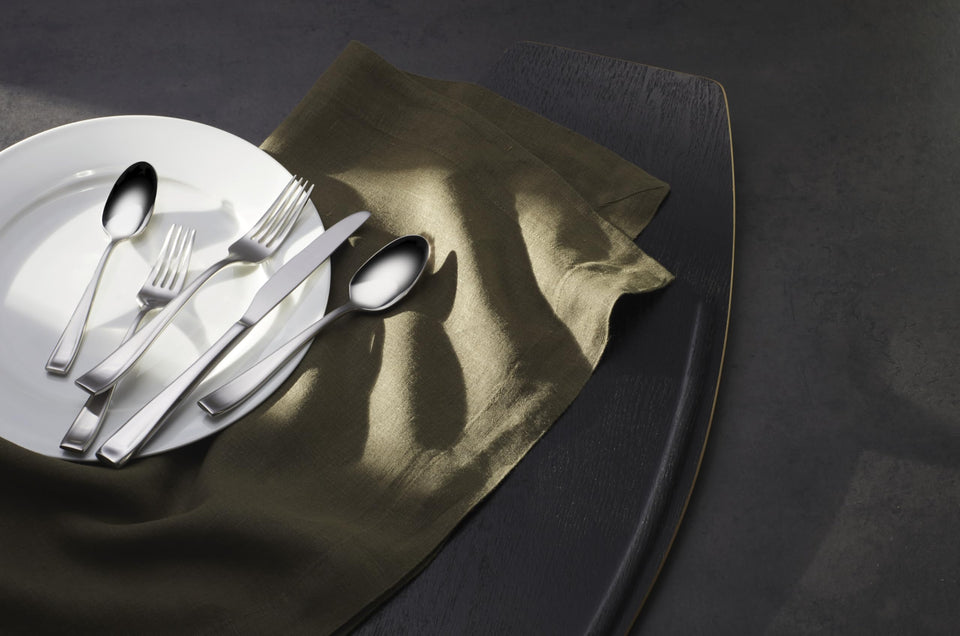 Oneida Silverware Set For 12, Moda 65-Piece Fine Flatware Set with Serving Utensils, Service For 12, 18/10 Stainless Steel, Dishwasher Safe For home, Knives Spoons and Forks Set (Silver, 65 pieces)