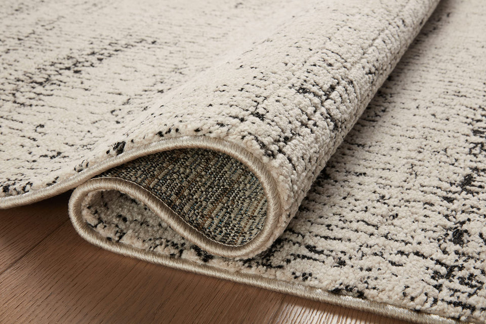 Loloi Darby Collection DAR-03 Sand/Charcoal 9'-2" x 13' Area Rug