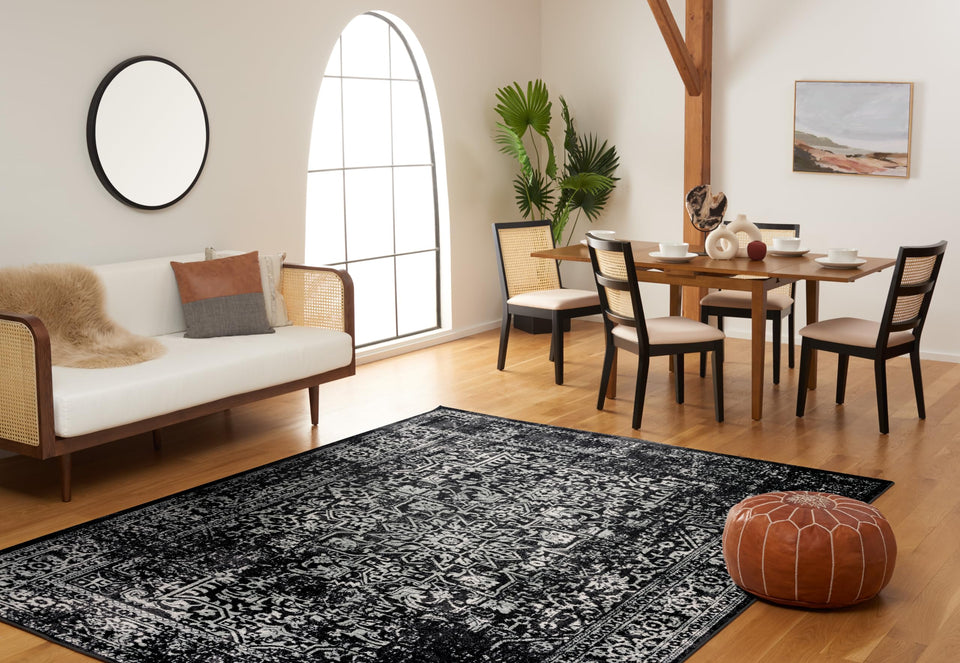 SAFAVIEH Evoke Collection Area Rug - 9' x 12', Ivory & Taupe, Oriental Distressed Design, Non-Shedding & Easy Care, Ideal for High Traffic Areas in Living Room, Bedroom (EVK256E)