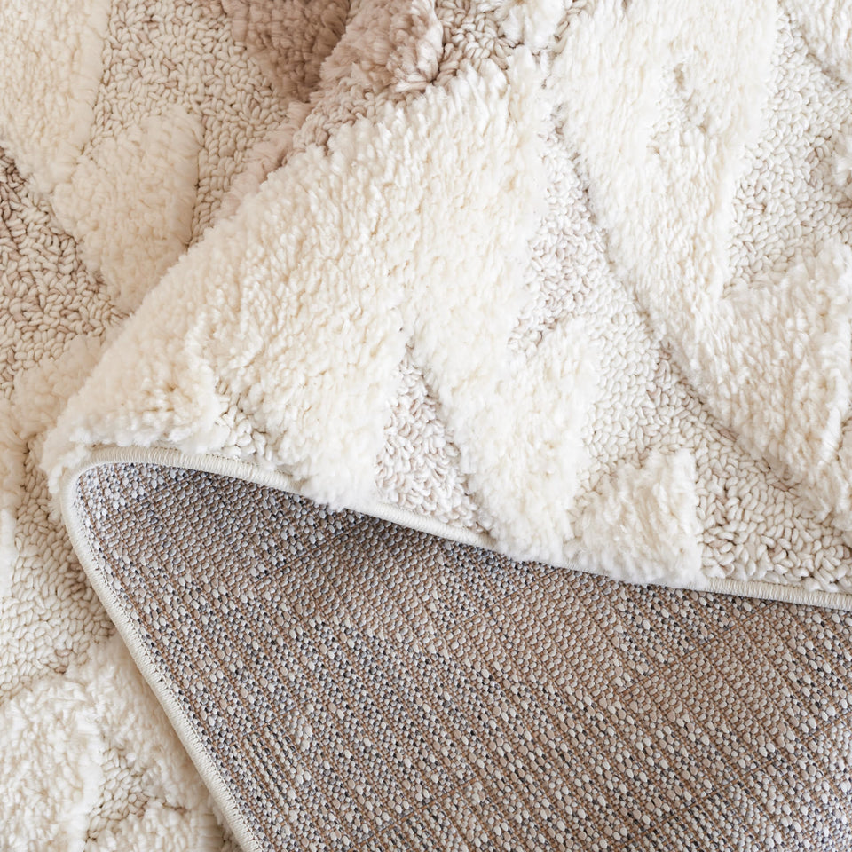 SAFAVIEH Area Rug 8x10 - Moroccan Tassel Shag Collection - Large - Ivory & Brown, Boho Design, Non-Shedding & Easy Cleaning, Plush Pile, Ideal for Living Room, Bedroom, Dining Space (MTS688A)