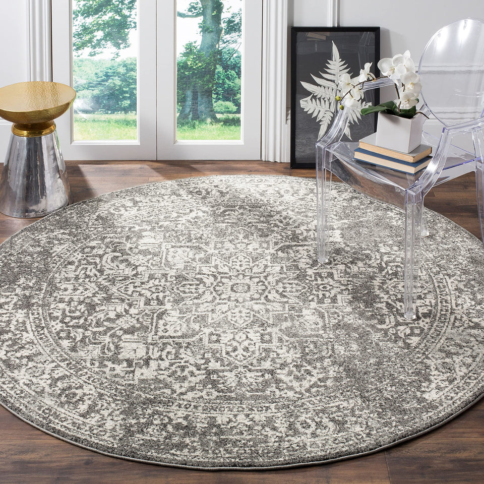 SAFAVIEH Evoke Collection Area Rug - 9' x 12', Ivory & Taupe, Oriental Distressed Design, Non-Shedding & Easy Care, Ideal for High Traffic Areas in Living Room, Bedroom (EVK256E)