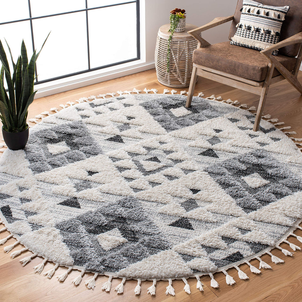 SAFAVIEH Area Rug 8x10 - Moroccan Tassel Shag Collection - Large - Ivory & Brown, Boho Design, Non-Shedding & Easy Cleaning, Plush Pile, Ideal for Living Room, Bedroom, Dining Space (MTS688A)