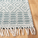 SAFAVIEH Area Rug 8x10 - Natura Collection - Large - Ivory, Handmade Wool, Moroccan Boho Fringe Design, Ideal for Living Room, Bedroom, Dining Space (NAT852B)