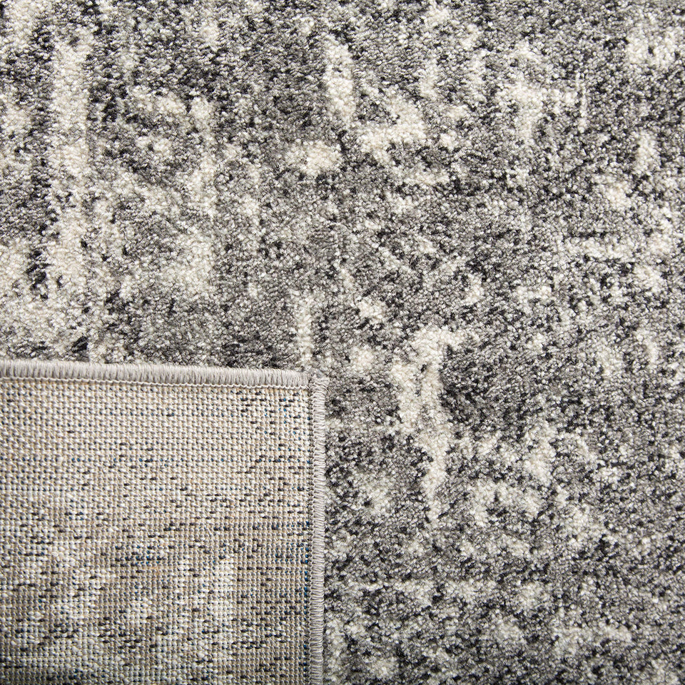 SAFAVIEH Evoke Collection Area Rug - 9' x 12', Ivory & Taupe, Oriental Distressed Design, Non-Shedding & Easy Care, Ideal for High Traffic Areas in Living Room, Bedroom (EVK256E)