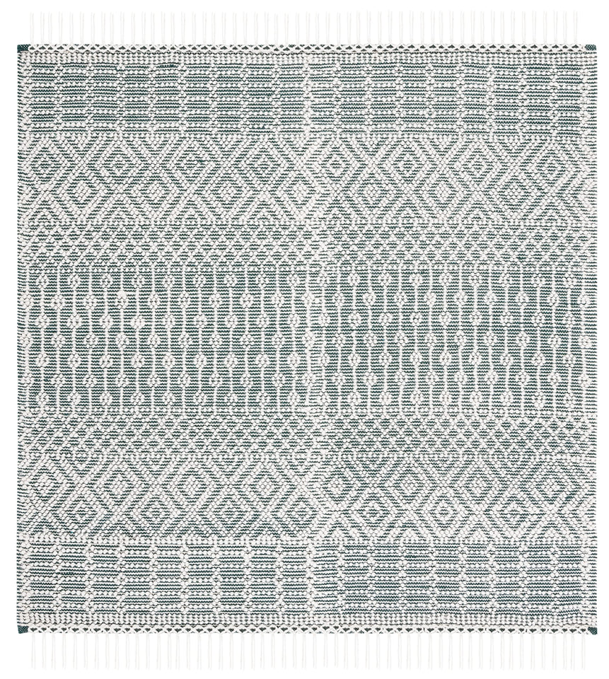 SAFAVIEH Area Rug 8x10 - Natura Collection - Large - Ivory, Handmade Wool, Moroccan Boho Fringe Design, Ideal for Living Room, Bedroom, Dining Space (NAT852B)